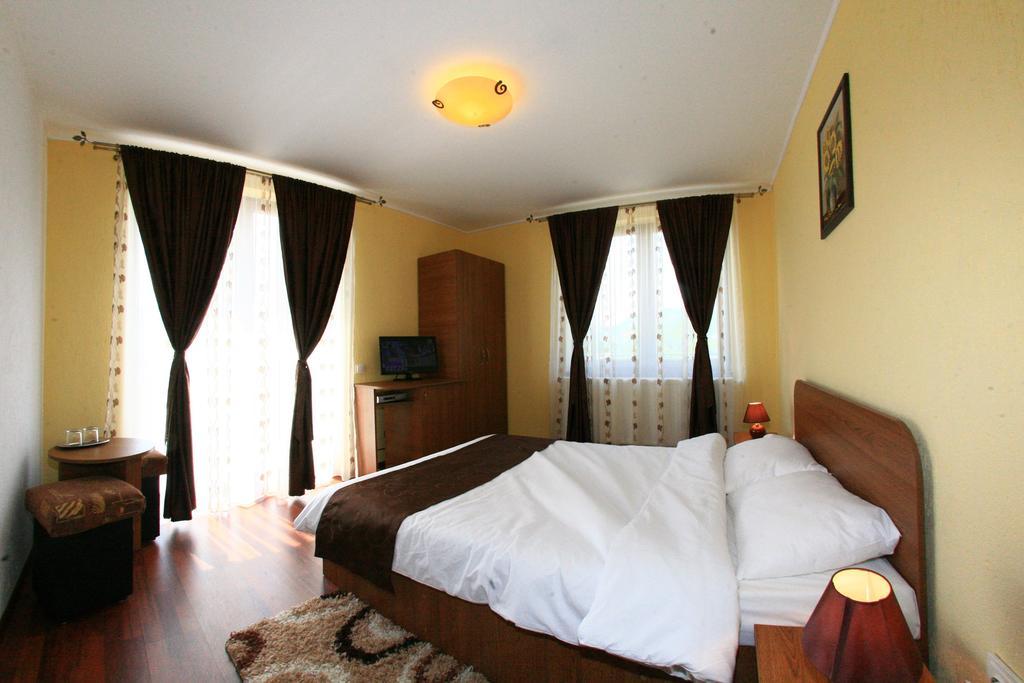 Heaven Hotel Saliste  Room photo